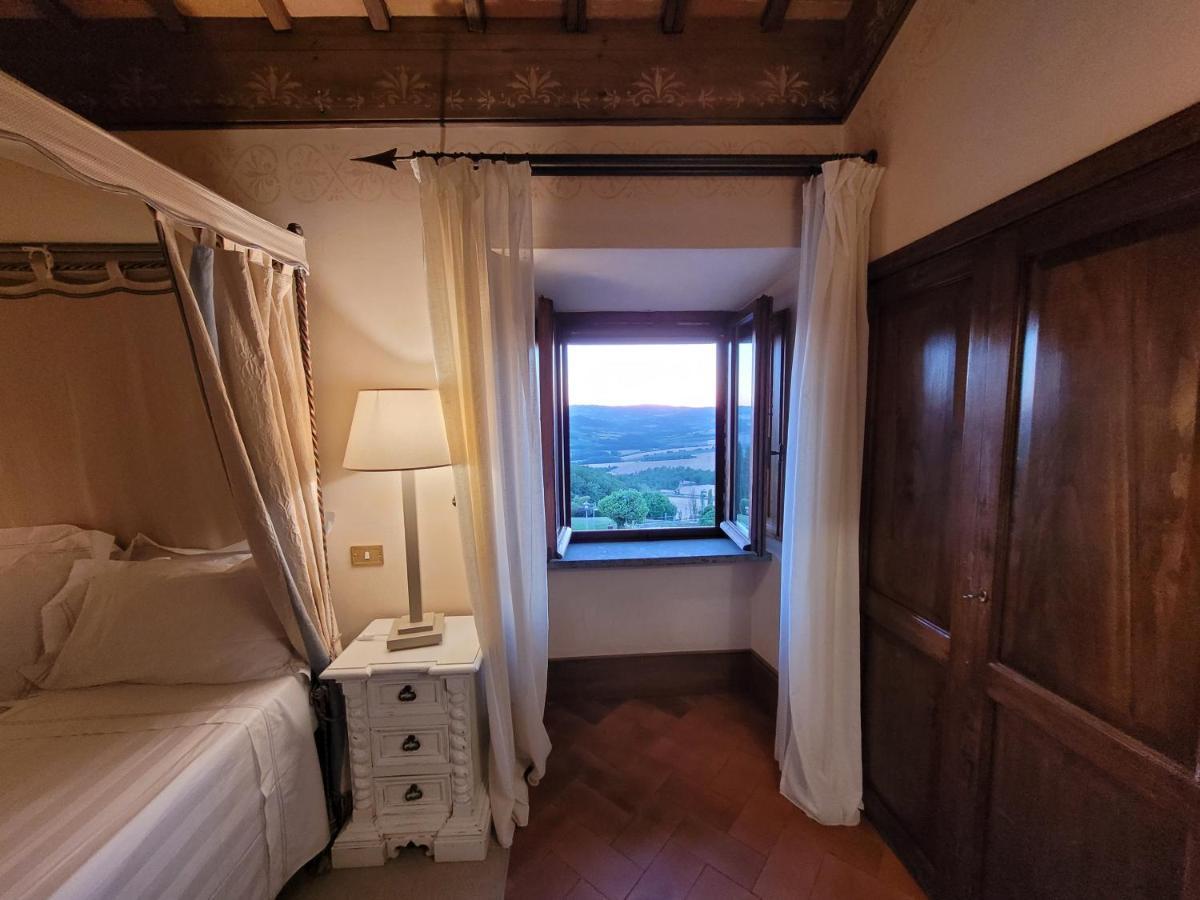 Отель Relais Todini - Residenza D'Epoca - Luxury Historic House Экстерьер фото