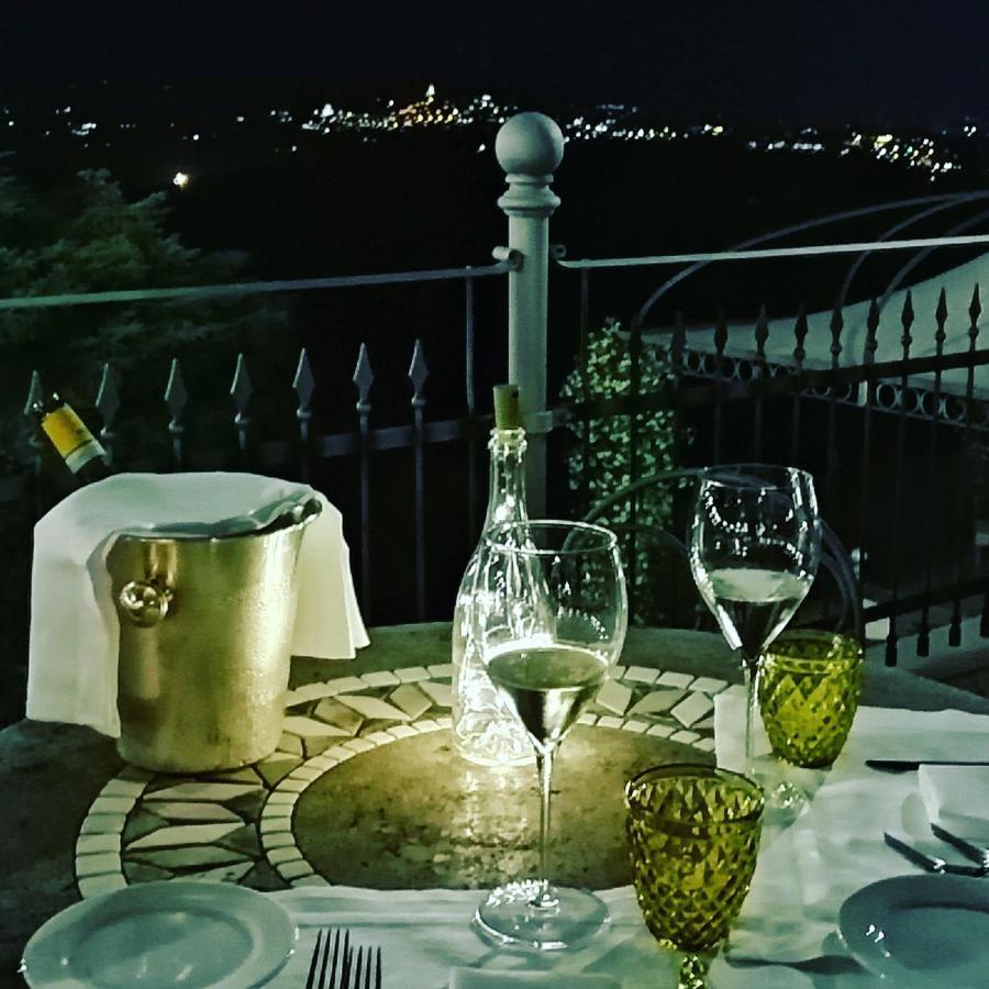 Отель Relais Todini - Residenza D'Epoca - Luxury Historic House Экстерьер фото
