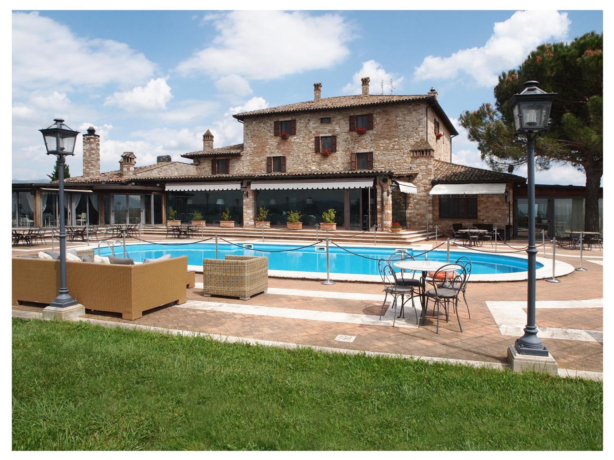 Отель Relais Todini - Residenza D'Epoca - Luxury Historic House Экстерьер фото